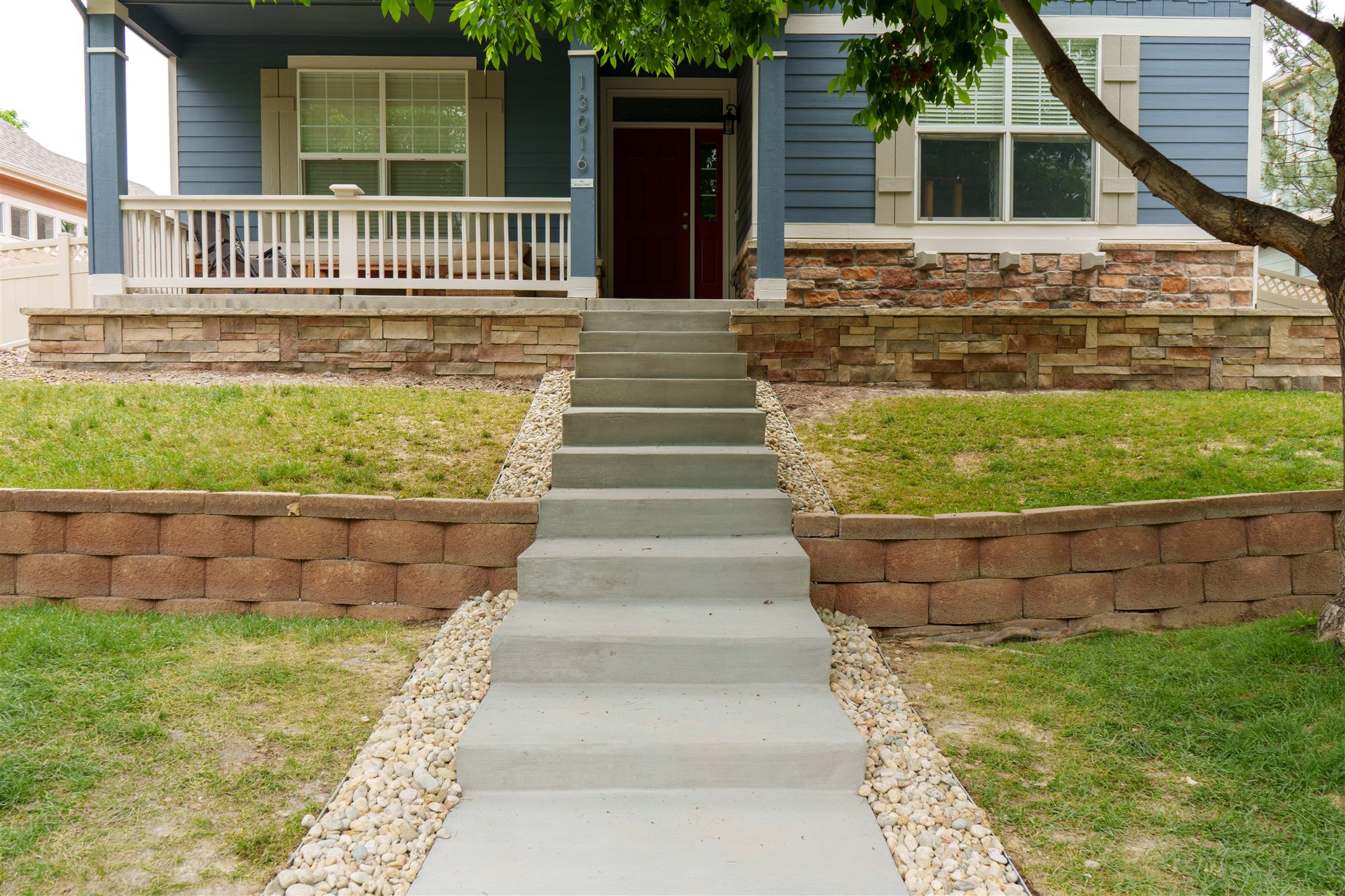 Concrete steps and walkway installation